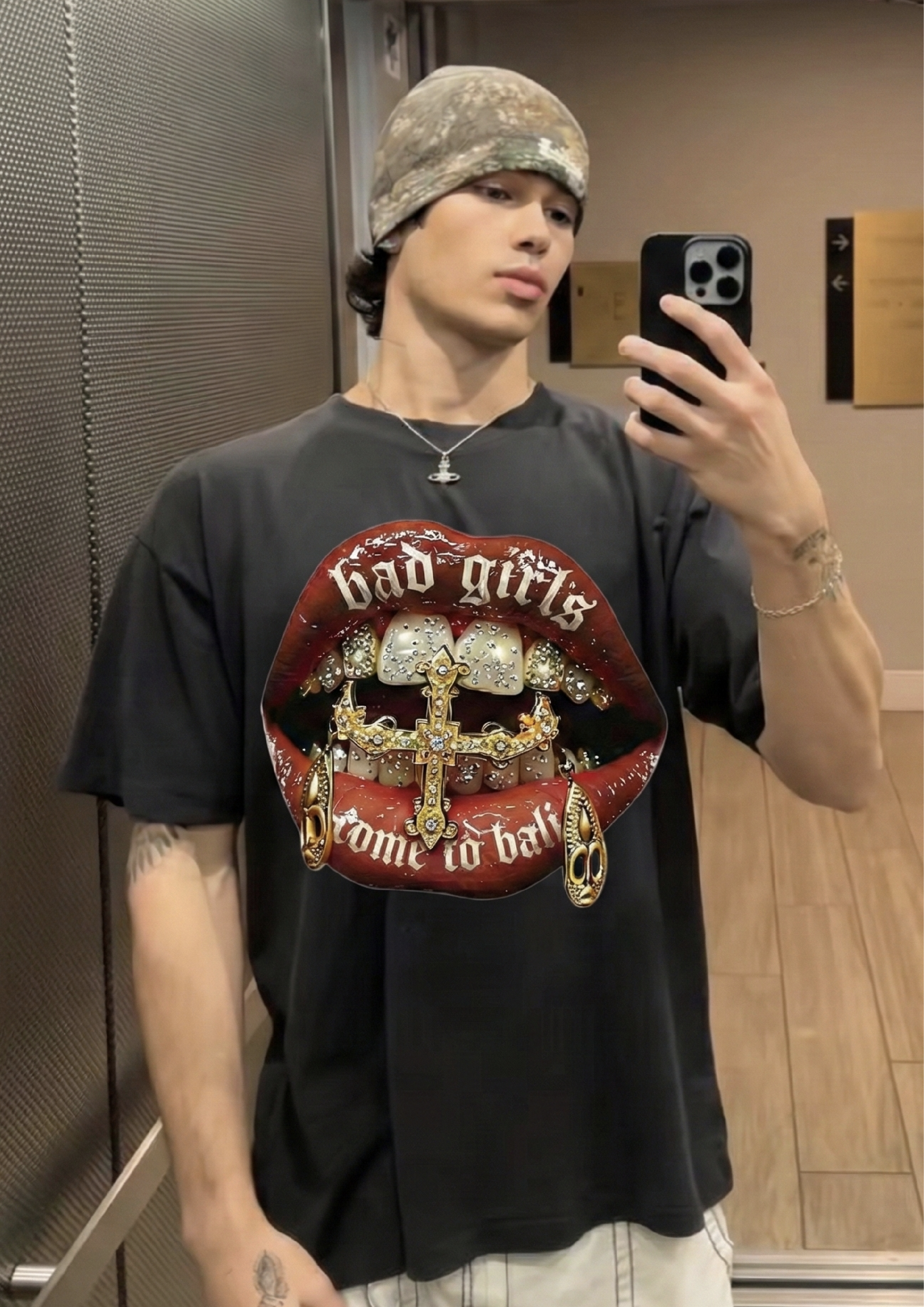 LIPS boxy t-shirt